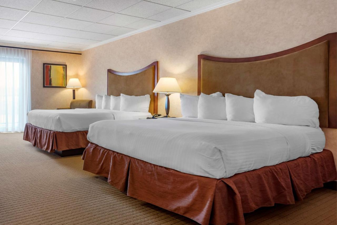 Best Western Plus Oswego Hotel And Conference Center Экстерьер фото