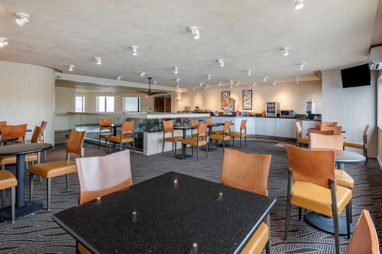 Best Western Plus Oswego Hotel And Conference Center Экстерьер фото