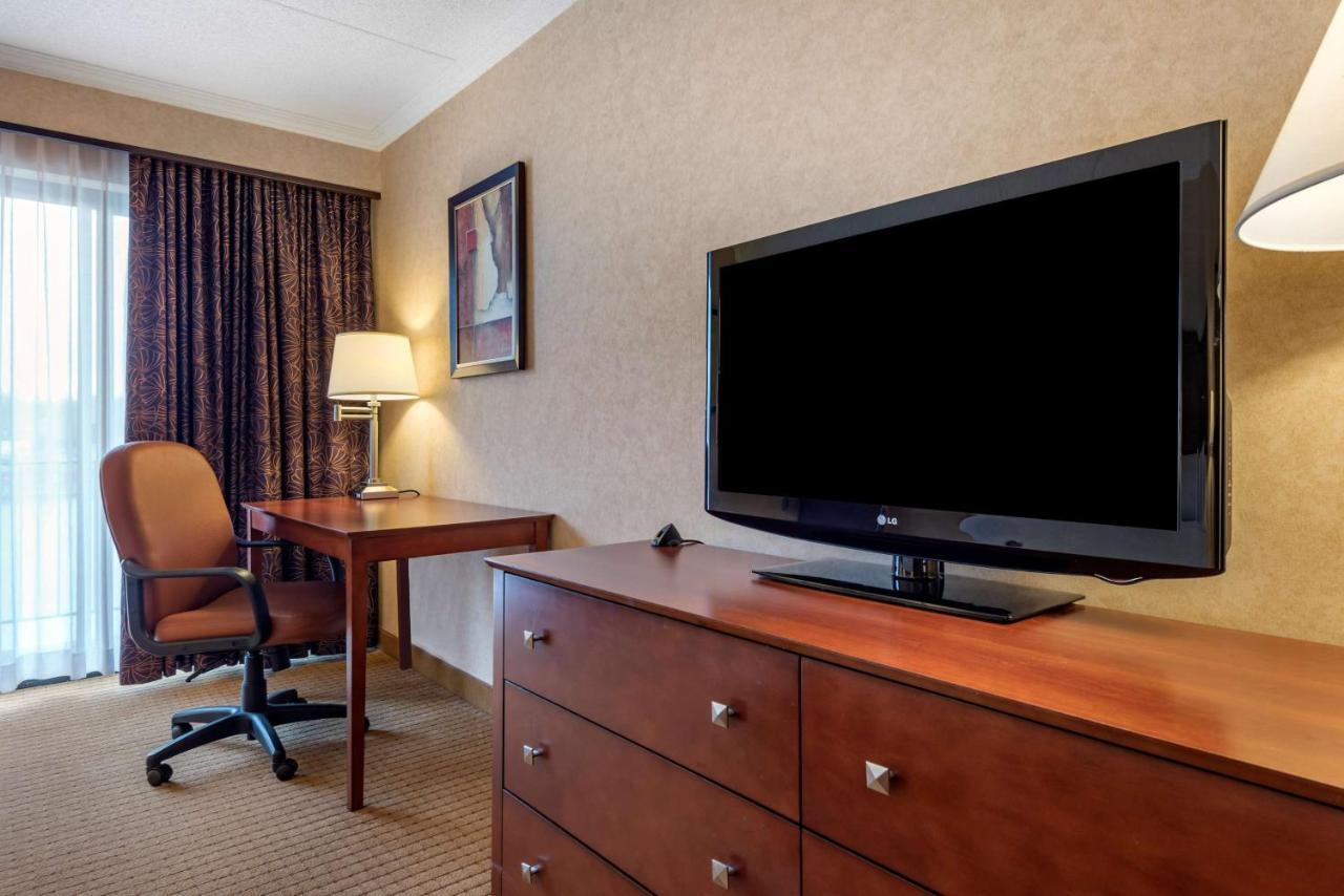 Best Western Plus Oswego Hotel And Conference Center Экстерьер фото