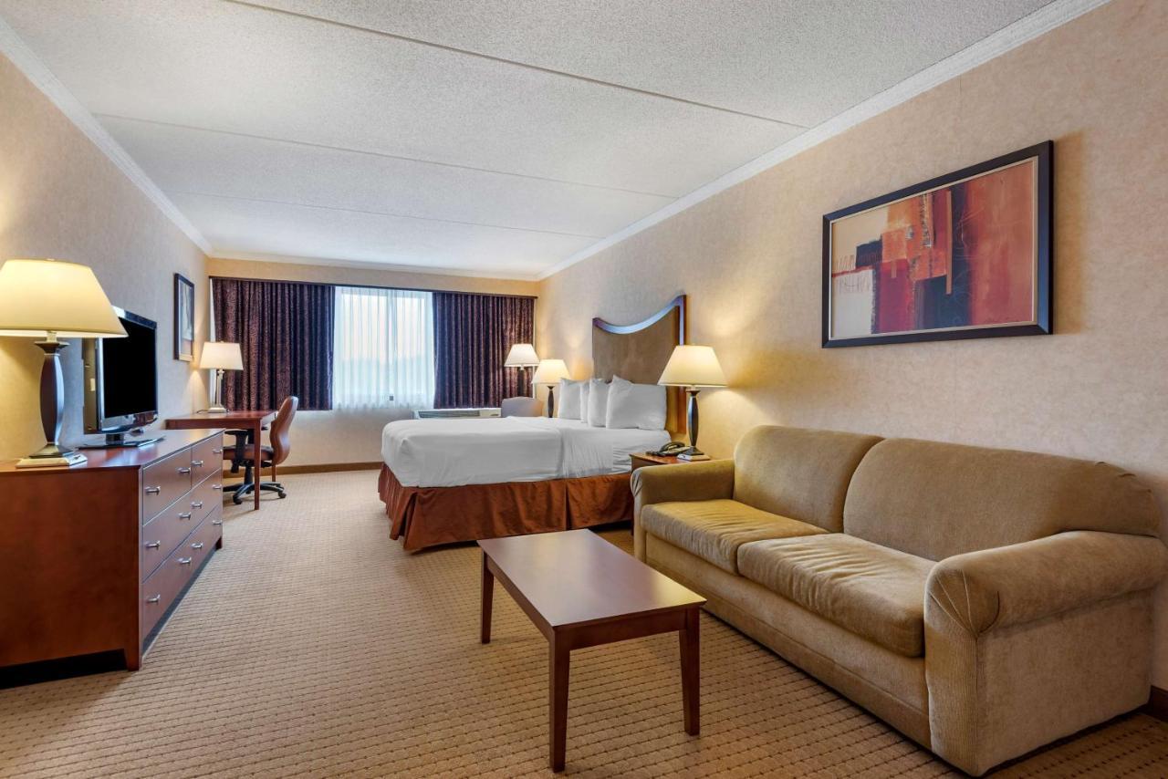 Best Western Plus Oswego Hotel And Conference Center Экстерьер фото