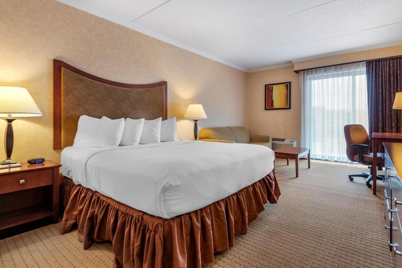 Best Western Plus Oswego Hotel And Conference Center Экстерьер фото