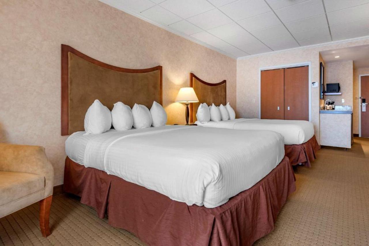 Best Western Plus Oswego Hotel And Conference Center Экстерьер фото