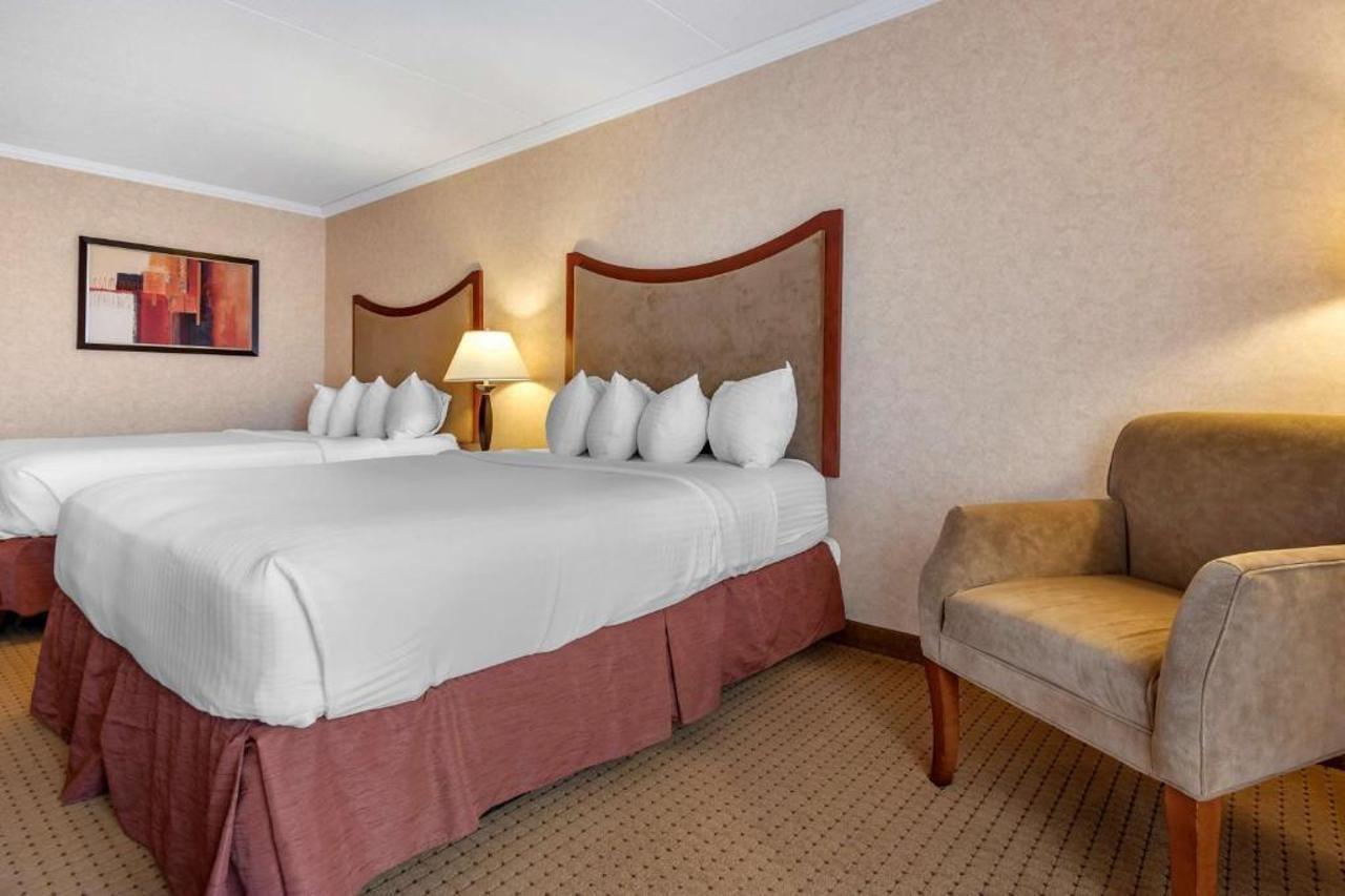 Best Western Plus Oswego Hotel And Conference Center Экстерьер фото